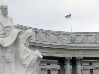 В ОП відкидають звинувачення у затягуванні мирного процесу та покладають ключову роль на США
